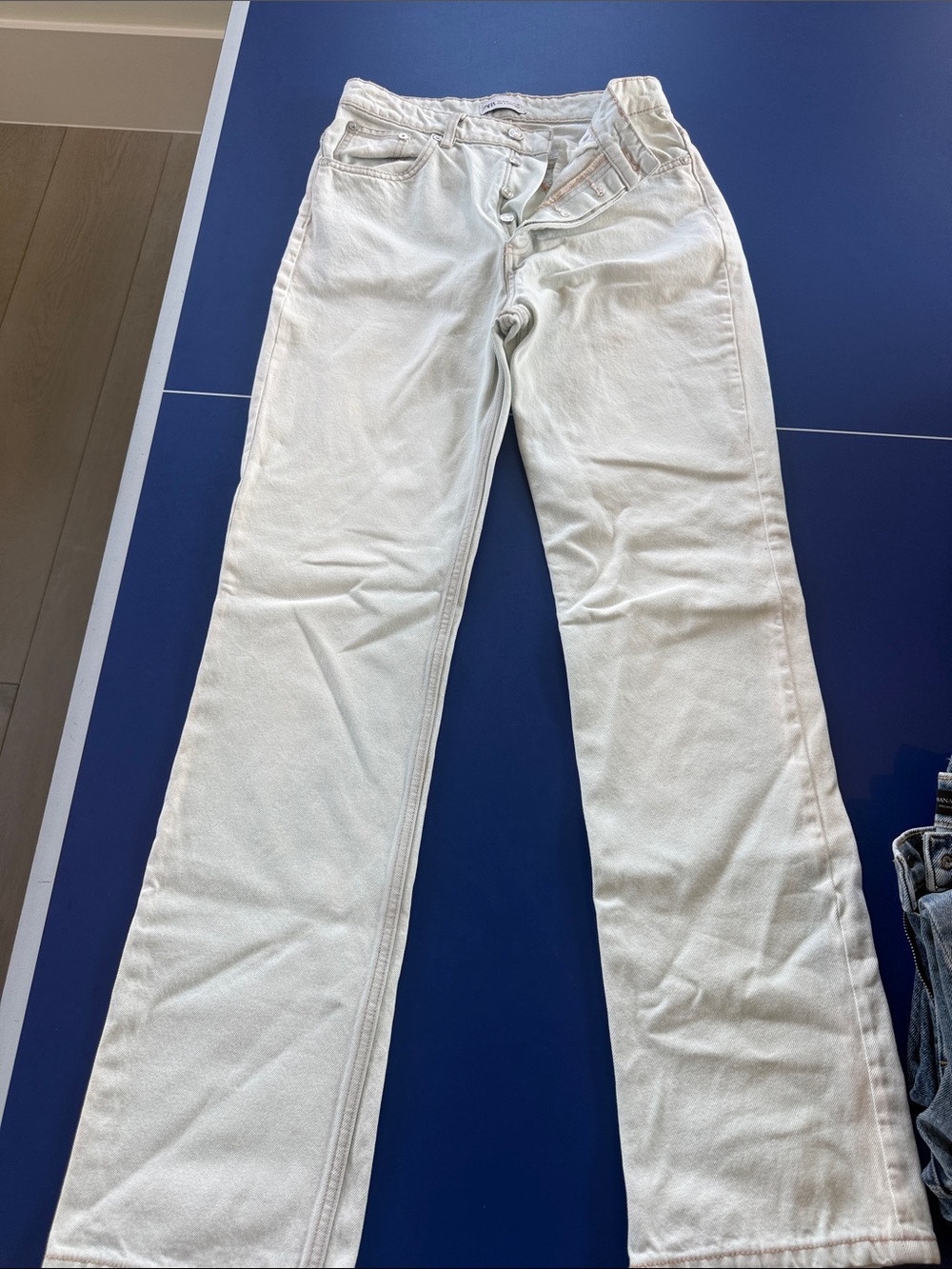 Women's bleached blue/white Flare Jeans - Wide Leg size 28 us 6 Zara